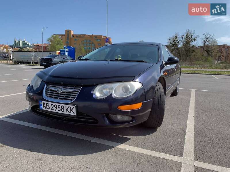 Седан Chrysler 300M 2002 в Ладыжине фото Седан Chrysler 300M 2002 в Ладыжине