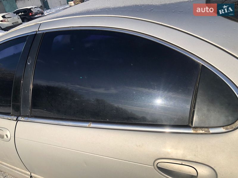 Седан Chrysler 300M 2000 в Черкассах