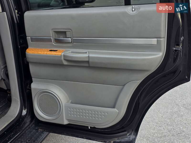 Внедорожник / Кроссовер Chrysler Aspen 2007 в Тернополе фото 36 Внедорожник / Кроссовер Chrysler Aspen 2007 в Тернополе