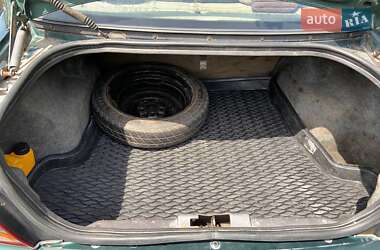 Седан Chrysler Cirrus 1997 в 