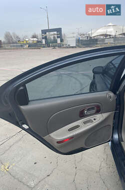 Седан Chrysler Concorde 2003 в 
