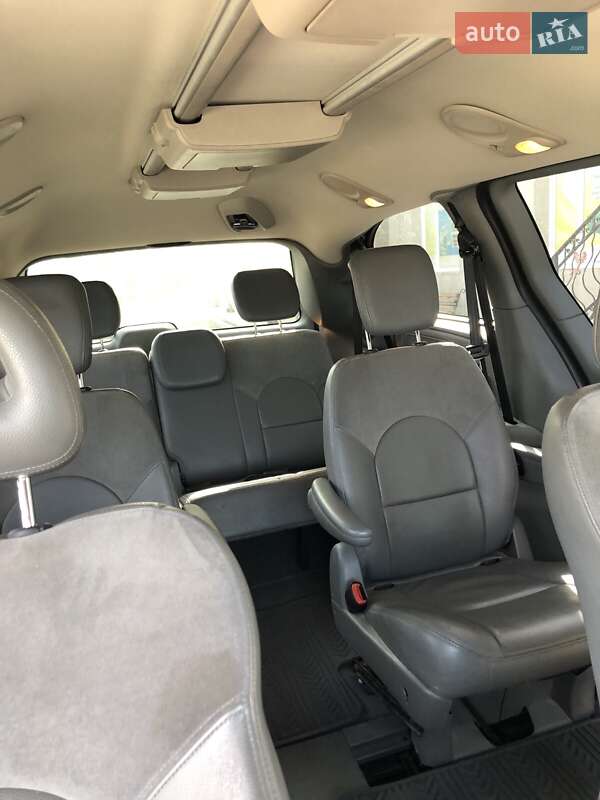 Минивэн Chrysler Grand Voyager 2006 в Звягеле