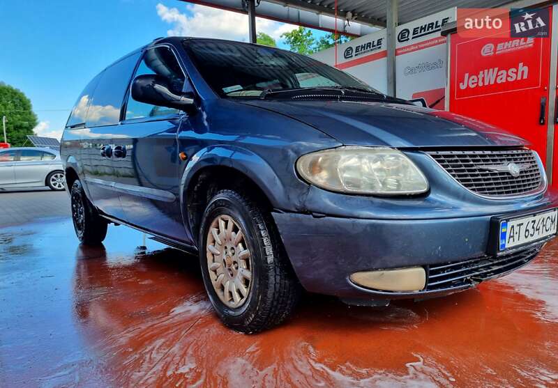 Минивэн Chrysler Grand Voyager 2001 в Ивано-Франковске