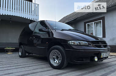 Седан Chrysler Grand Voyager 1999 в Черновцах