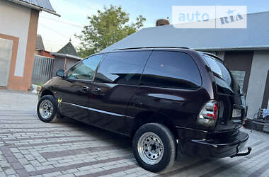 Седан Chrysler Grand Voyager 1999 в Черновцах