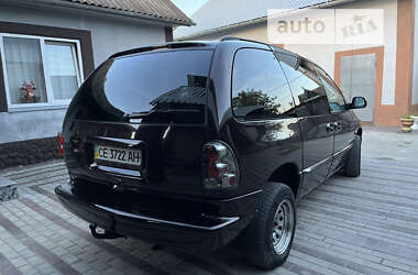 Седан Chrysler Grand Voyager 1999 в Черновцах