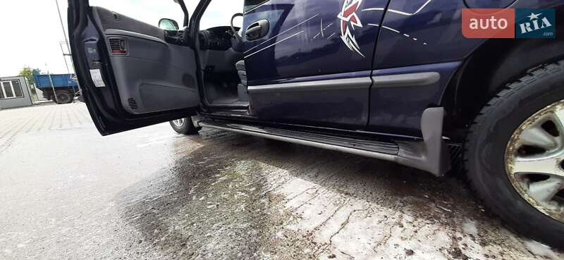 Мінівен Chrysler Grand Voyager 1998 в Нововолинську
