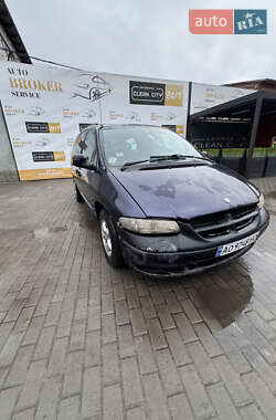 Мінівен Chrysler Grand Voyager 1998 в Сумах