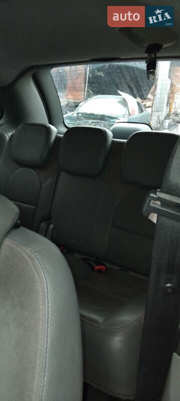 Минивэн Chrysler Grand Voyager 2005 в Черновцах