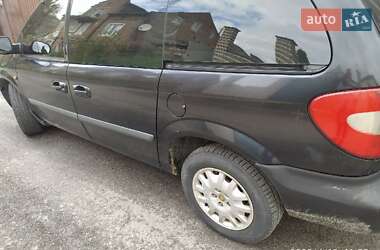 Универсал Chrysler Grand Voyager 2004 в 
