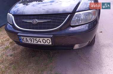 Минивэн Chrysler Grand Voyager 2003 в 