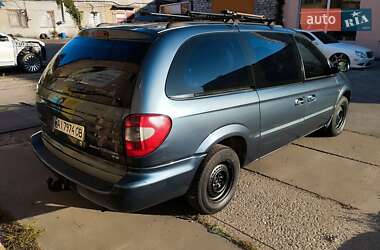 Минивэн Chrysler Grand Voyager 2001 в 