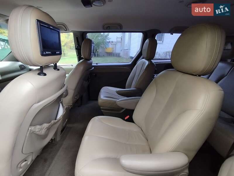 Минивэн Chrysler Grand Voyager 2001 в Киеве фото 18 Минивэн Chrysler Grand Voyager 2001 в Киеве