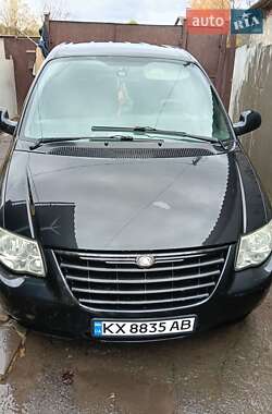 Минивэн Chrysler Grand Voyager 2006 в Люботине
