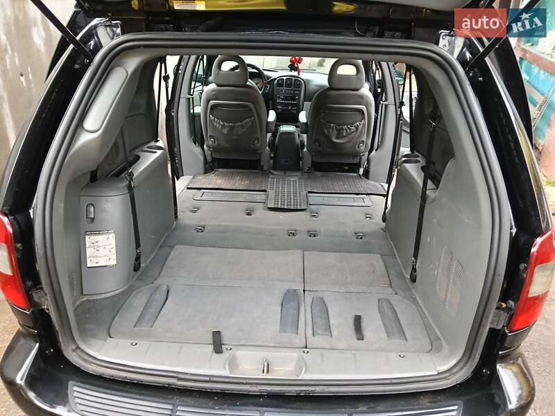 Минивэн Chrysler Grand Voyager 2006 в Люботине фото 15 Минивэн Chrysler Grand Voyager 2006 в Люботине