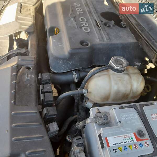 Минивэн Chrysler Grand Voyager 2004 в Ивано-Франковске