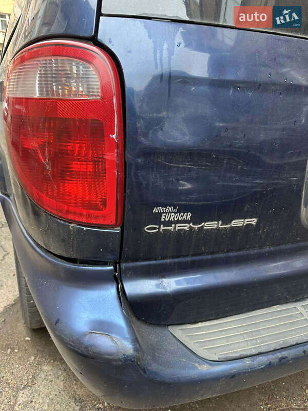 Універсал Chrysler Grand Voyager 2003 в Чернівцях
