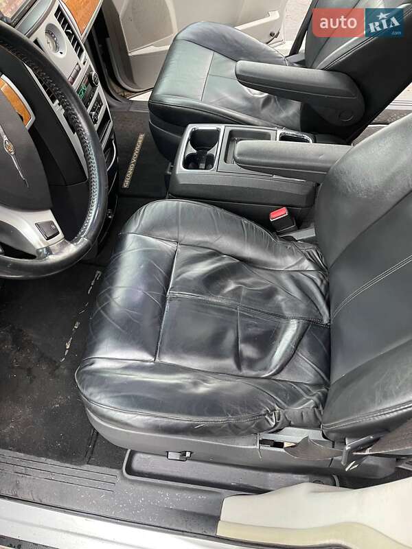 Минивэн Chrysler Grand Voyager 2008 в Житомире фото 17 Минивэн Chrysler Grand Voyager 2008 в Житомире