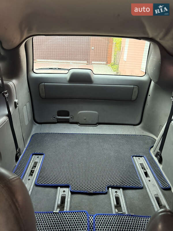 Минивэн Chrysler Grand Voyager 2004 в Днепре
