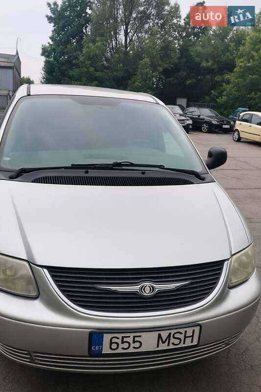 Минивэн Chrysler Grand Voyager 2003 в Киеве
