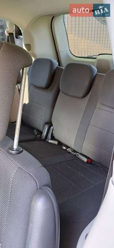 Минивэн Chrysler Grand Voyager 2008 в Калиновке фото 9 Минивэн Chrysler Grand Voyager 2008 в Калиновке