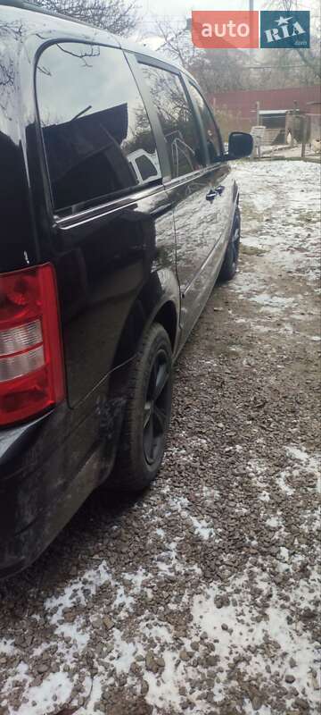 Мінівен Chrysler Grand Voyager 2008 в Ужгороді