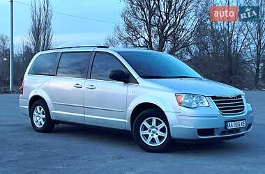 Минивэн Chrysler Grand Voyager 2010 в Днепре