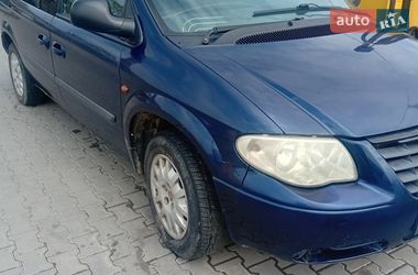 Минивэн Chrysler Grand Voyager 2004 в Черновцах