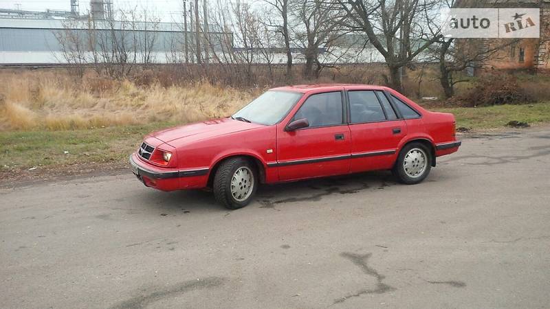 Хэтчбек Chrysler LE Baron 1988 в Киеве