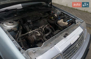 Лифтбек Chrysler LE Baron 1991 в Киеве
