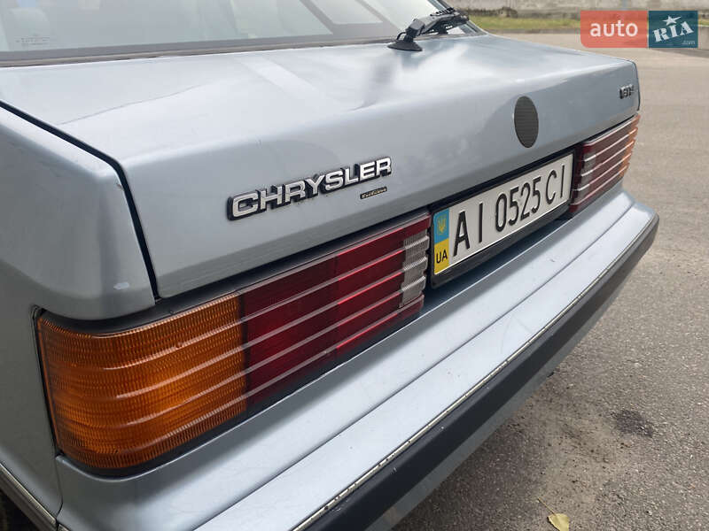 Лифтбек Chrysler LE Baron 1991 в Киеве