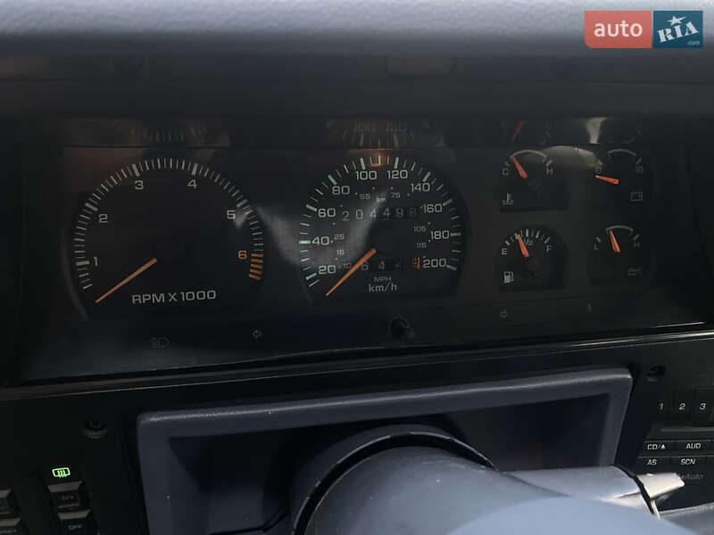 Лифтбек Chrysler LE Baron 1991 в Киеве