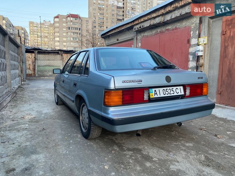 Лифтбек Chrysler LE Baron 1991 в Киеве