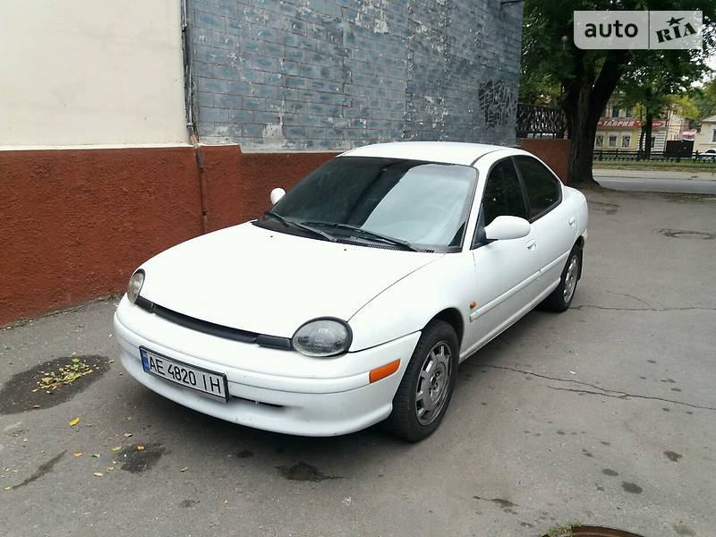 Седан Chrysler Neon 1995 в Каменском