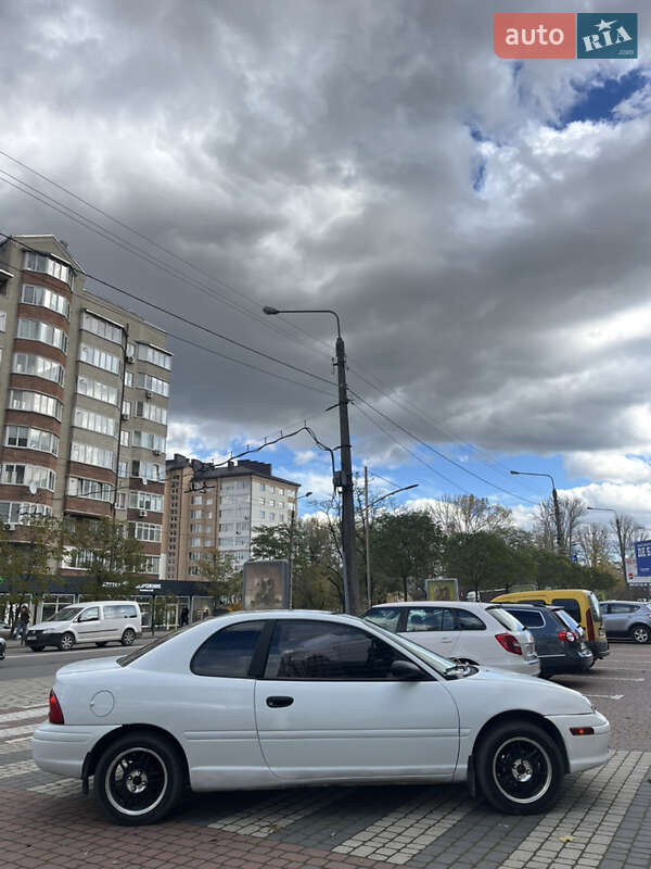 Купе Chrysler Neon 1994 в Ивано-Франковске
