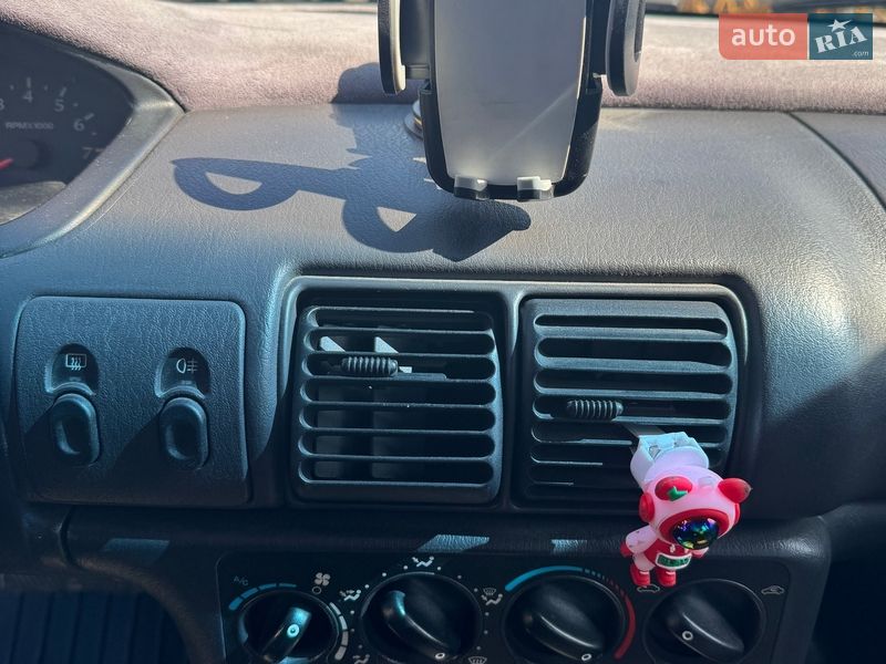 Седан Chrysler Neon 1999 в Киеве фото 9 Седан Chrysler Neon 1999 в Киеве