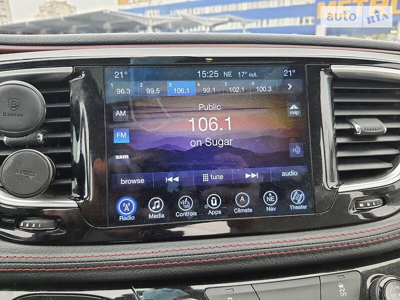 Мінівен Chrysler Pacifica 2016 в Києві фото 20 Мінівен Chrysler Pacifica 2016 в Києві