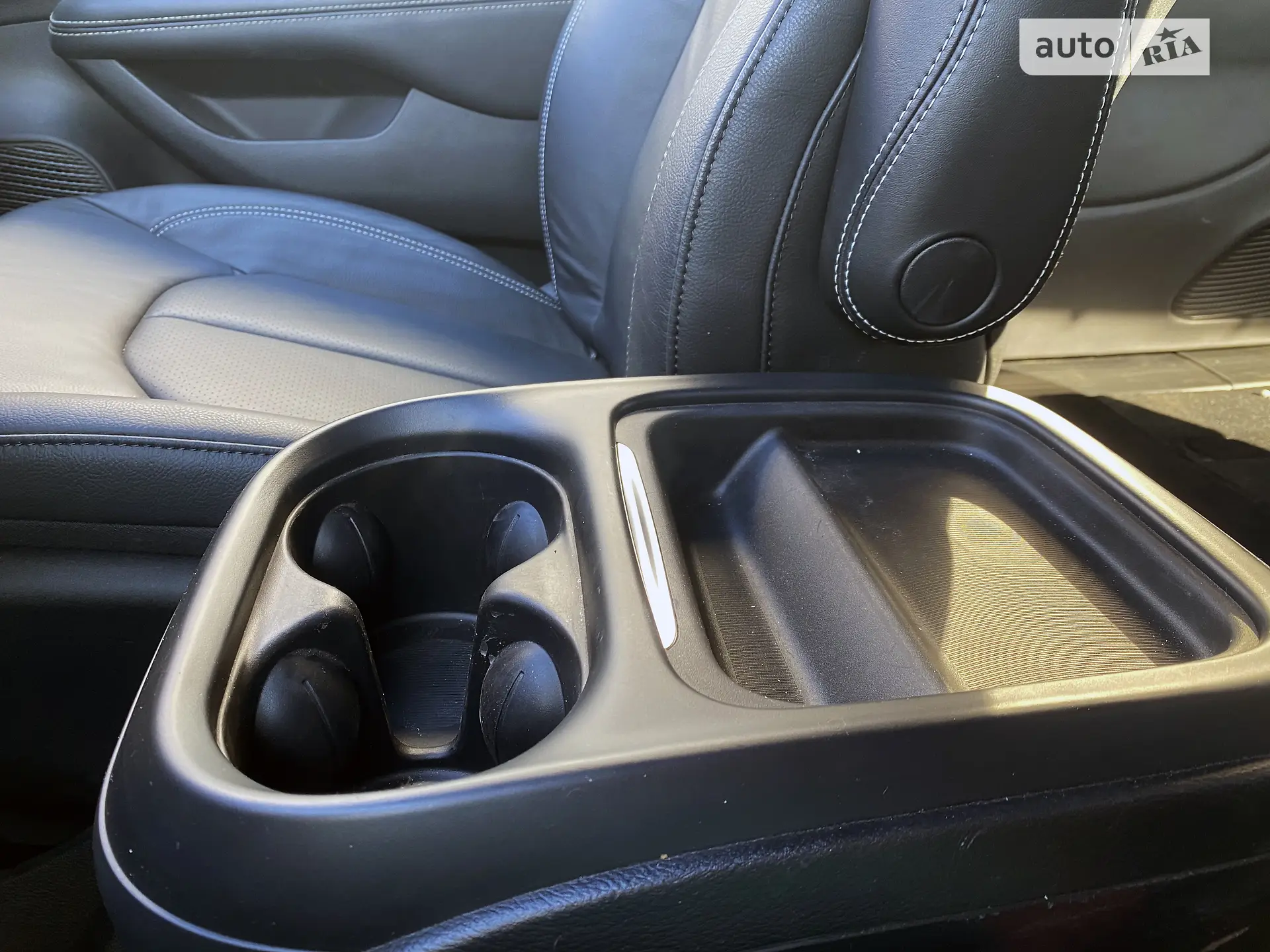 2020 Chrysler Pacifica - мініатюра 11