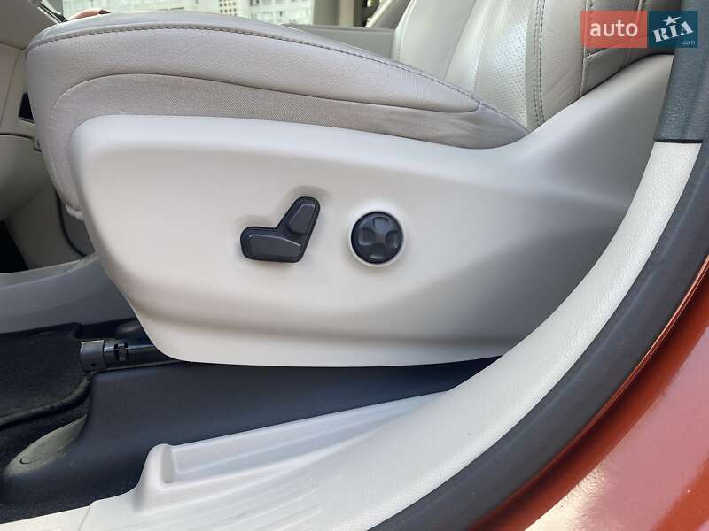 Минивэн Chrysler Pacifica 2018 в Киеве