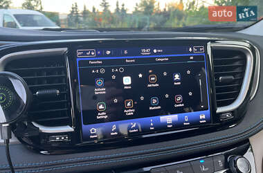 Минивэн Chrysler Pacifica 2021 в Вишневом