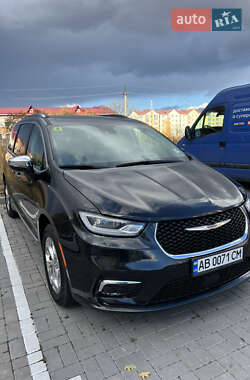 Минивэн Chrysler Pacifica 2021 в Виннице