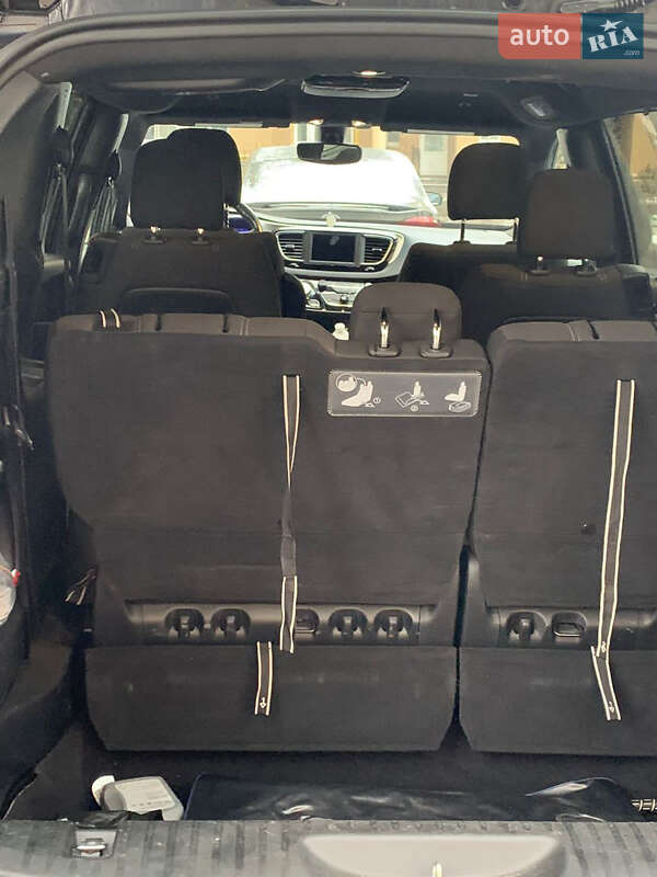 Мінівен Chrysler Pacifica 2019 в Києві фото 9 Мінівен Chrysler Pacifica 2019 в Києві