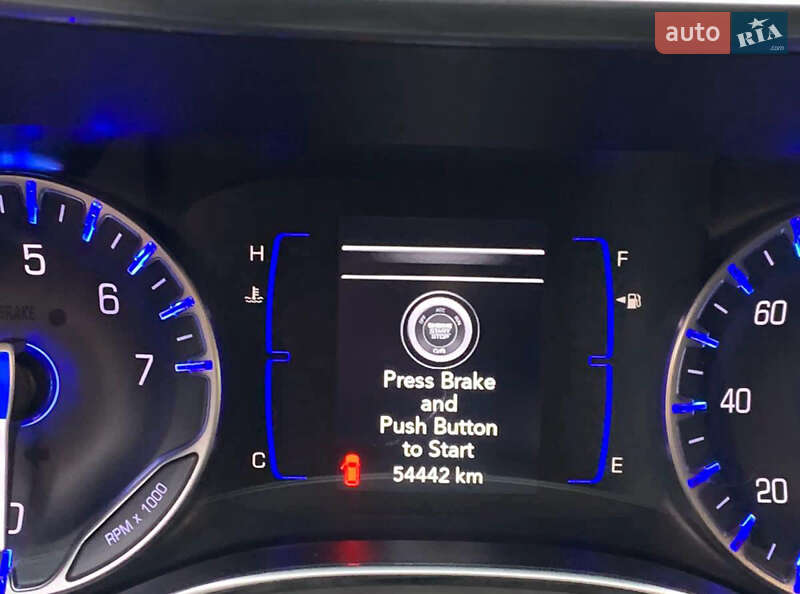 Мінівен Chrysler Pacifica 2019 в Києві фото 12 Мінівен Chrysler Pacifica 2019 в Києві