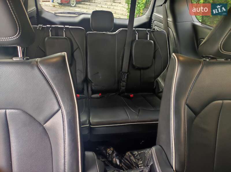 Минивэн Chrysler Pacifica 2019 в Днепре