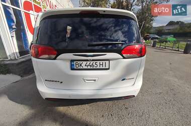 Минивэн Chrysler Pacifica 2019 в Днепре