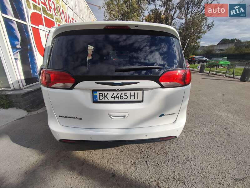 Минивэн Chrysler Pacifica 2019 в Днепре