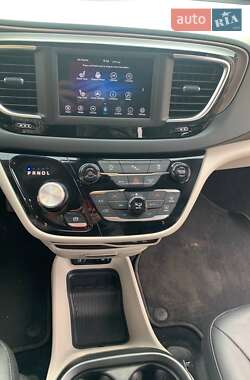 Минивэн Chrysler Pacifica 2019 в Трускавце