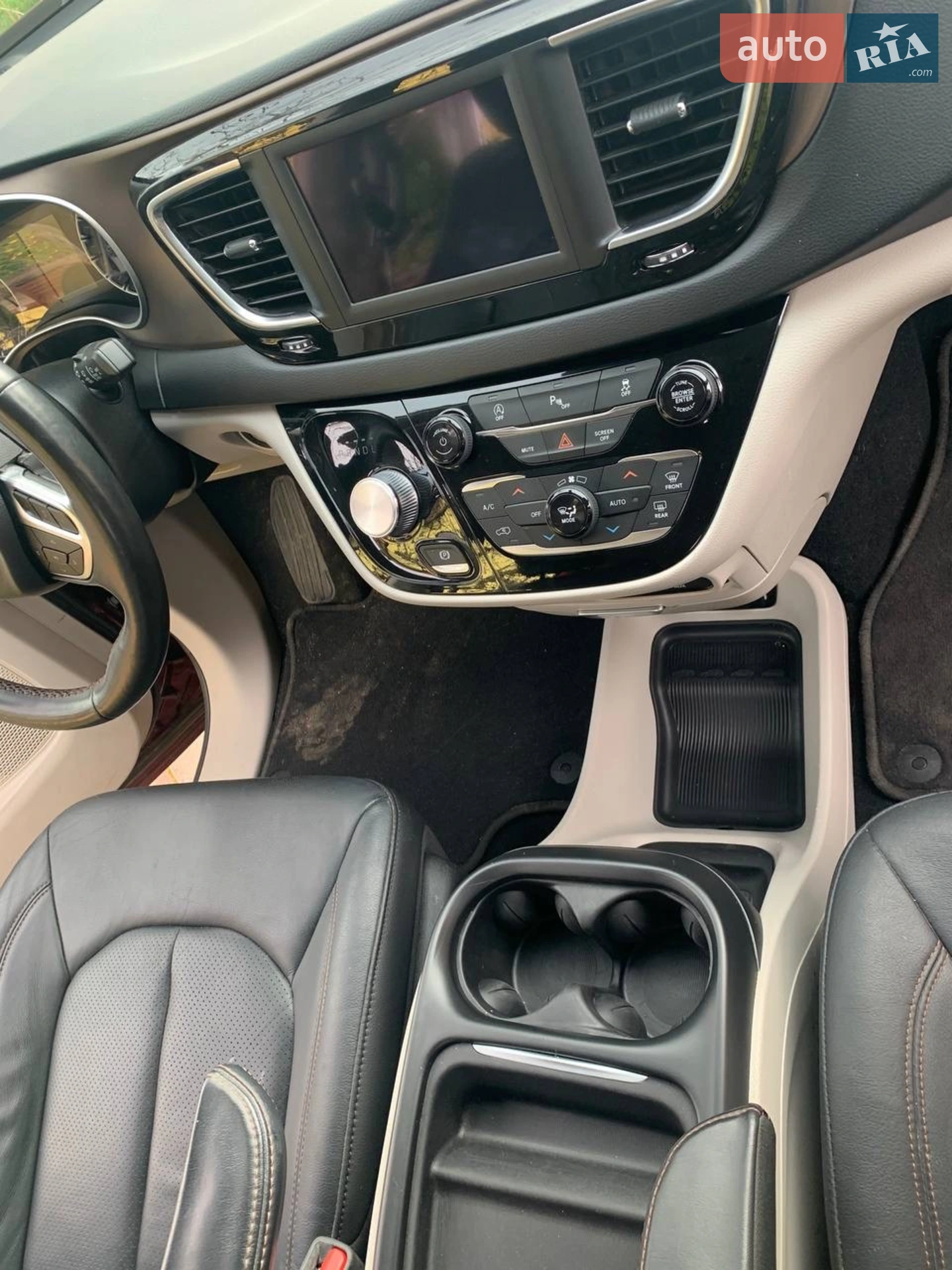 2019 Chrysler Pacifica - мініатюра 31