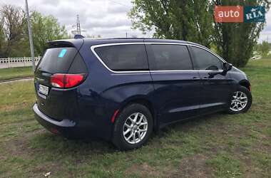 Мінівен Chrysler Pacifica 2016 в Києві фото 8 Мінівен Chrysler Pacifica 2016 в Києві