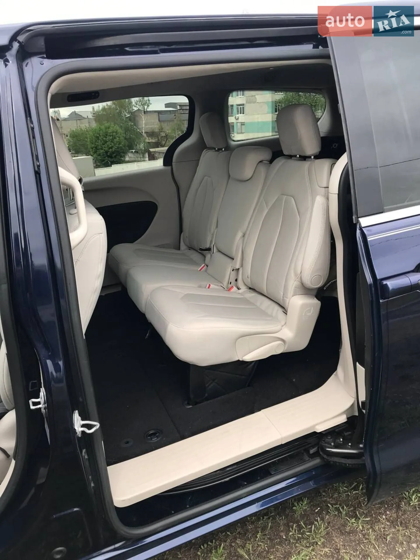 2016 Chrysler Pacifica - мініатюра 19